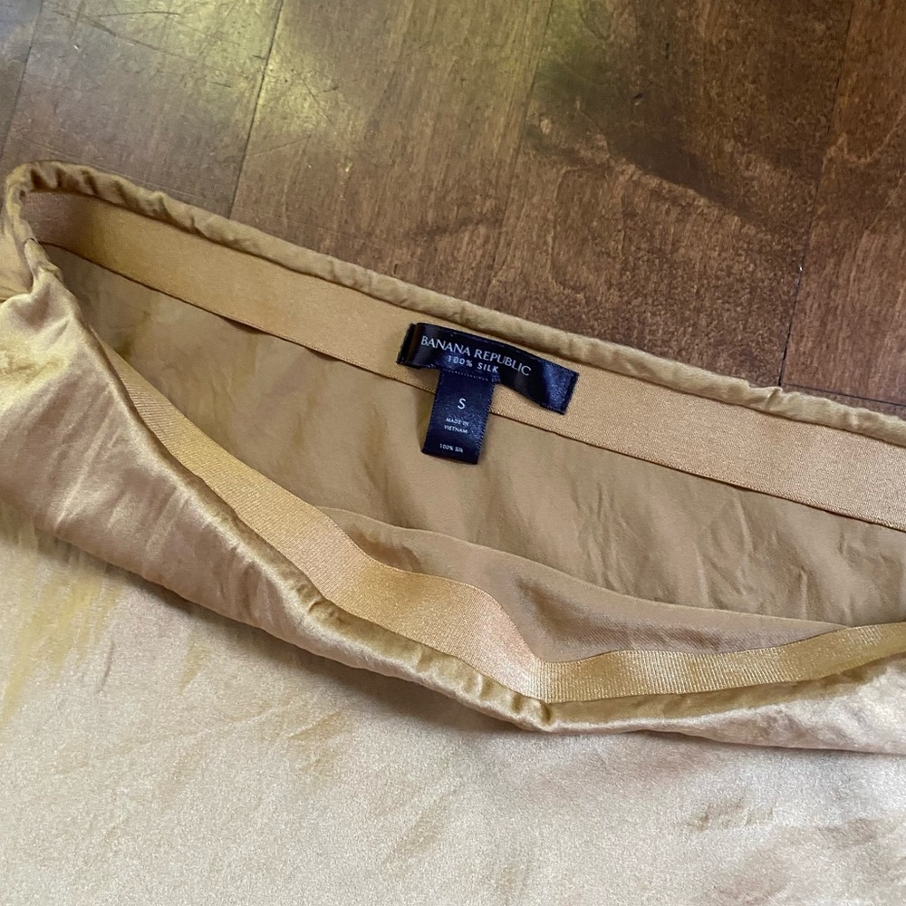 Banana Republic Gold Maxi Silk Skirt Size S - Picture 3 of 11